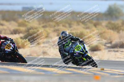 media/Nov-16-2024-CVMA (Sat) [[0e4bb1f32f]]/Race 9-Amateur Supersport Middleweight/